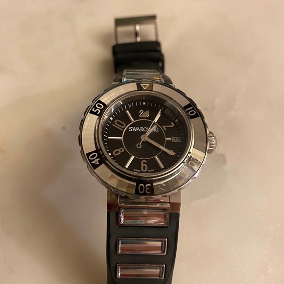 SWAROVSKI Octea UltraSport Watch Swiss Made Quartz - Picture 10 of 10